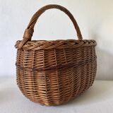 Woven wicker basket