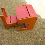 Child desk