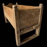 Berceau en bois tres ancien