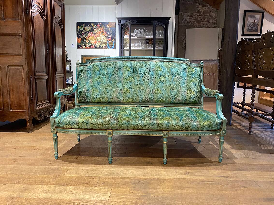 Louis XVI style bench in blue lacquered wood with gold trim
