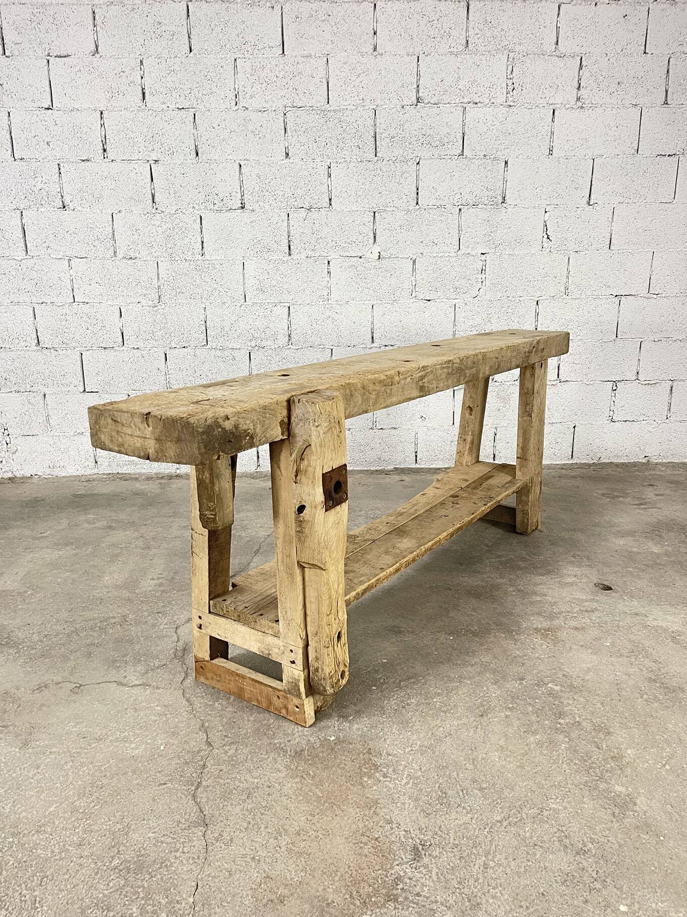 Primitive beech workbench from the 1900s