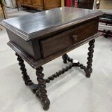 Table d'appoint à pieds torsadés