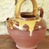 Cruche en terre cuite