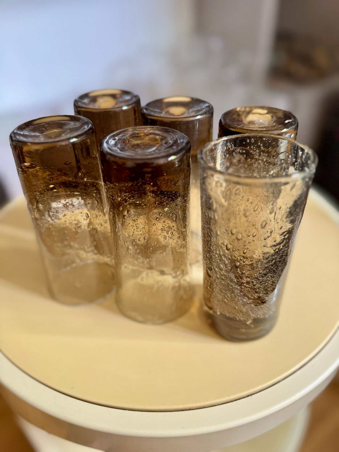 Verres tubes en verre soufflé fumée