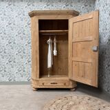 Antique pine bonnetière (renovated)