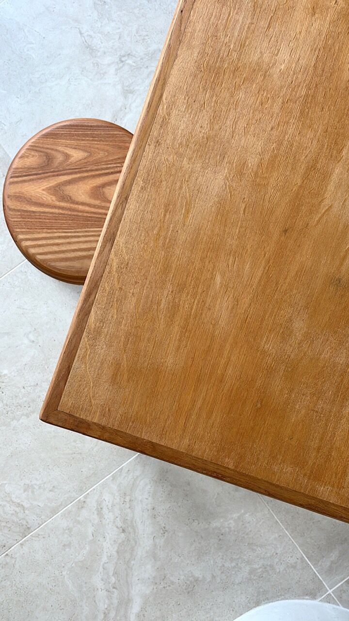 Oak table with extensions