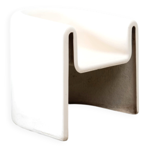 chaise Melaina conçue