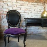 Black Louis XV desk with its medallion chair