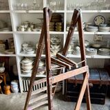 Dark wood 5-step stool