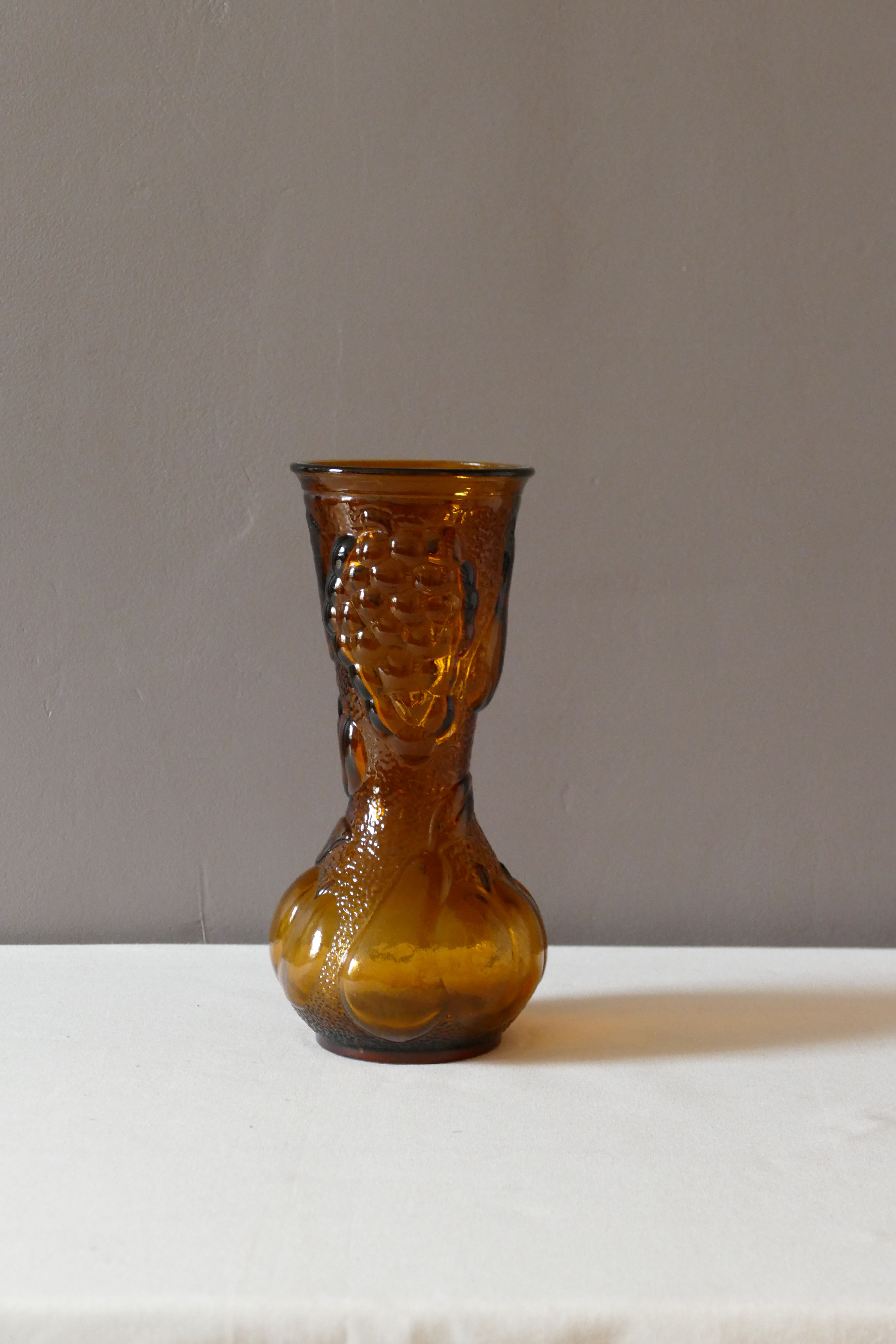 Vase empoli of the 60s, ochre color fruit reliefs