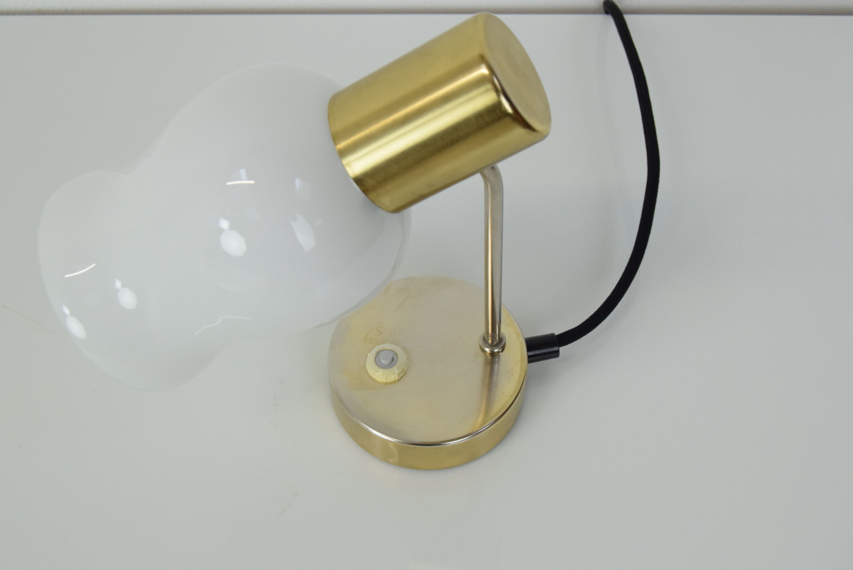 Lampe de table du milieu du siècle Kamenicky Senov, années 1960.