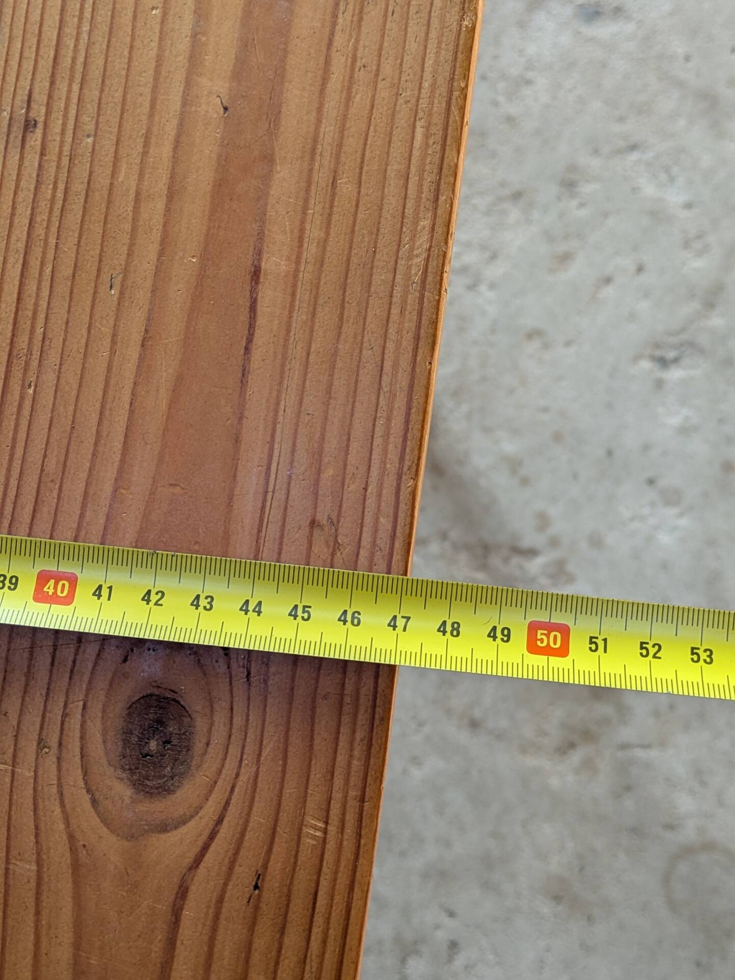Table d'appoint pin