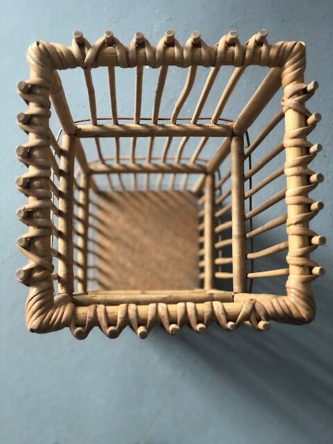 Rattan umbrella holder
