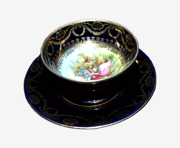 Tasse romantique en porcelaine de Vienne bleu cobalt et or