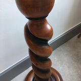 Style press screw side table