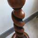 Style press screw side table