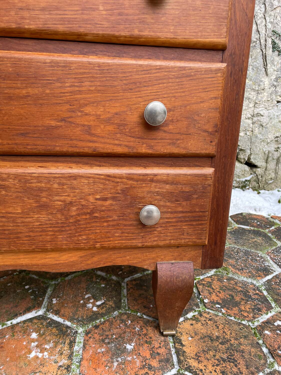 Vintage chest of drawers