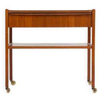 Danish trolley / sidetable in teak, 1960s