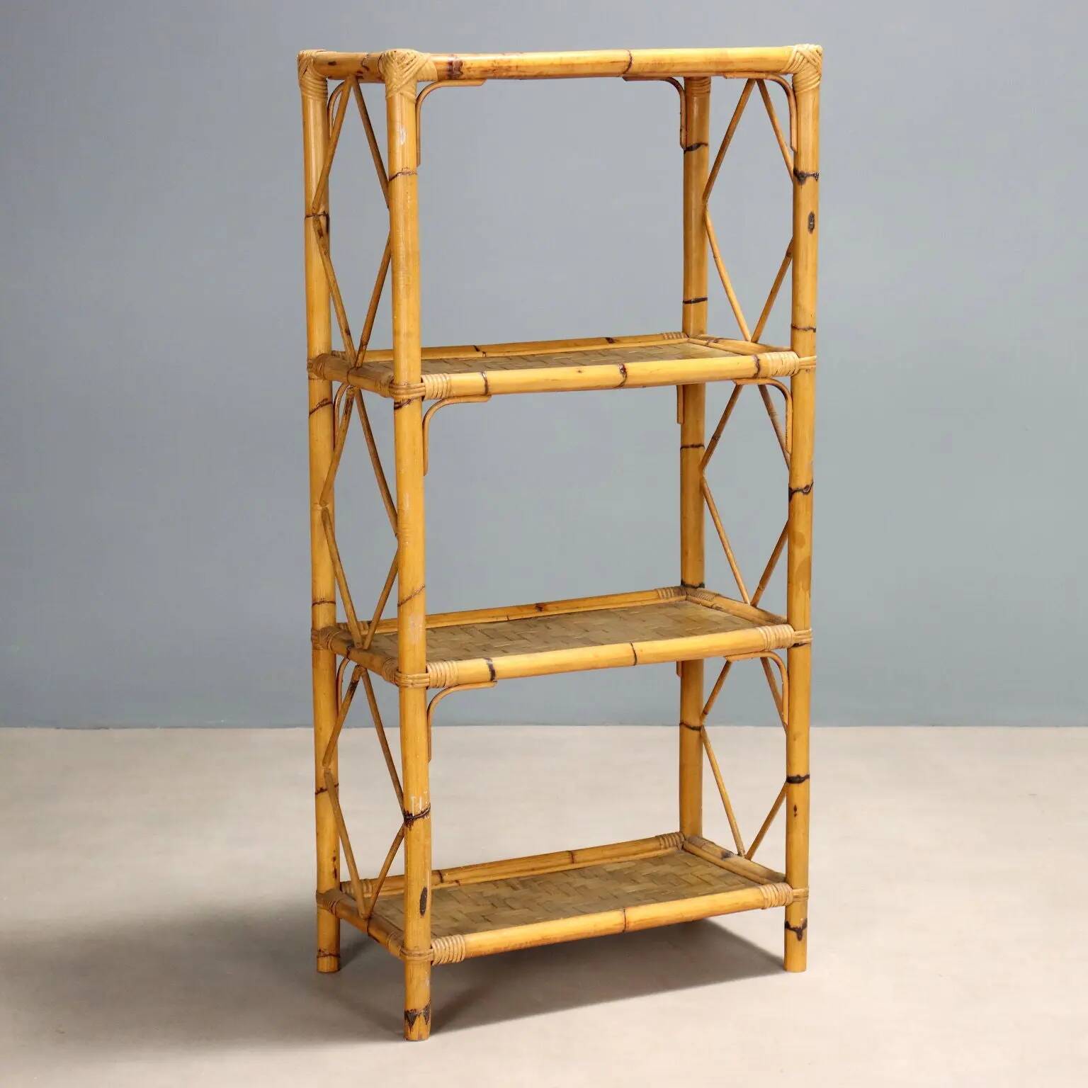 Vintage bamboo and wicker bookshelf, Italy, 1980s