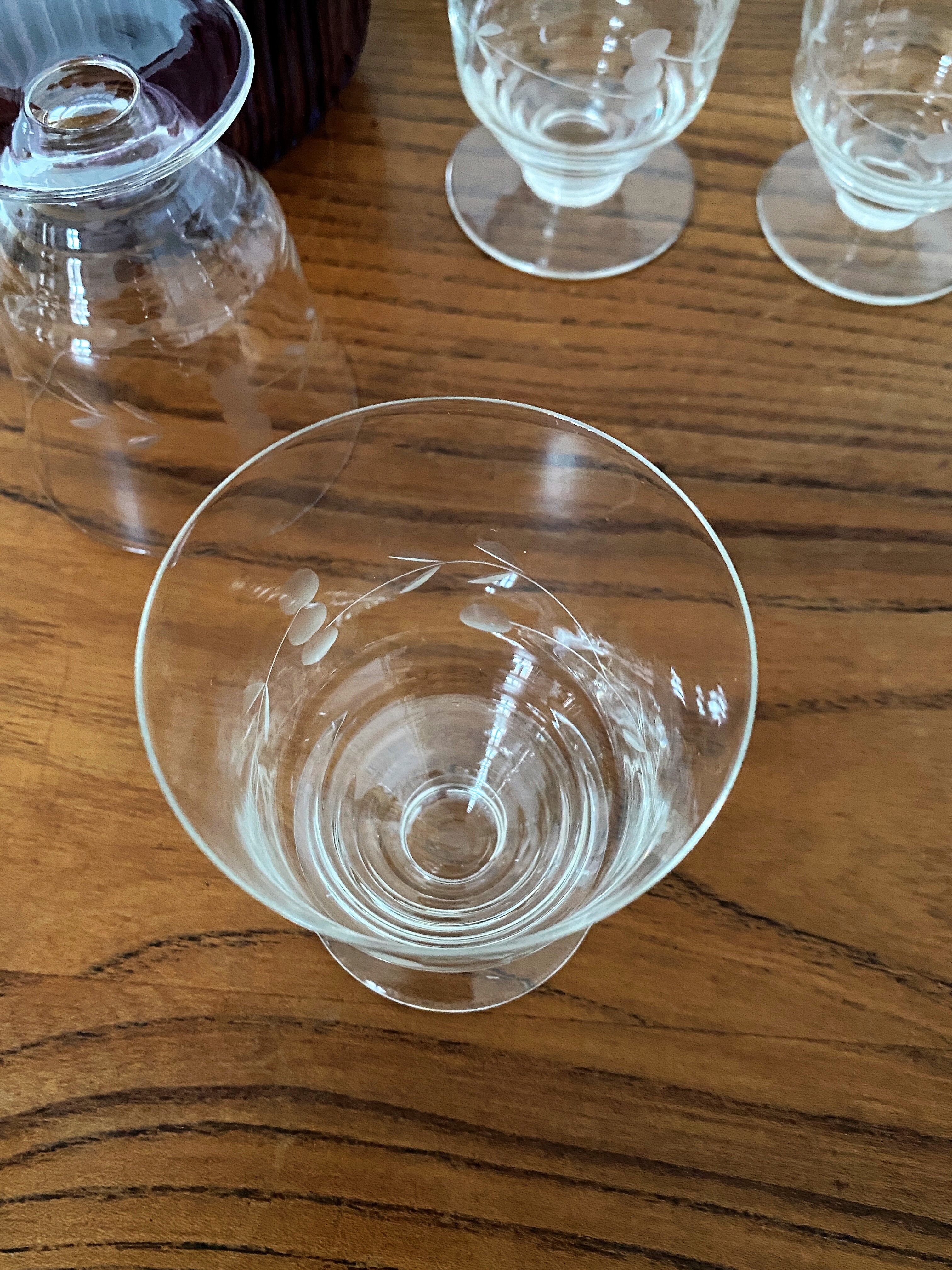 4 engraved wine glasses