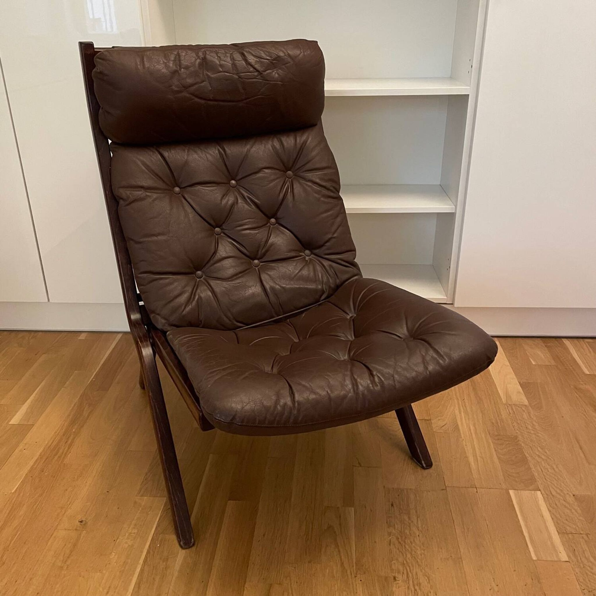 Chaise pliante « Uno » en cuir marron par Ekornes, Norvège, années 1970