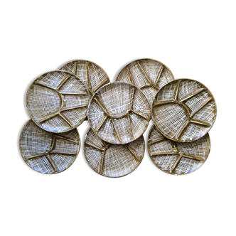 Set of 8 plates with fondue compartments 60s