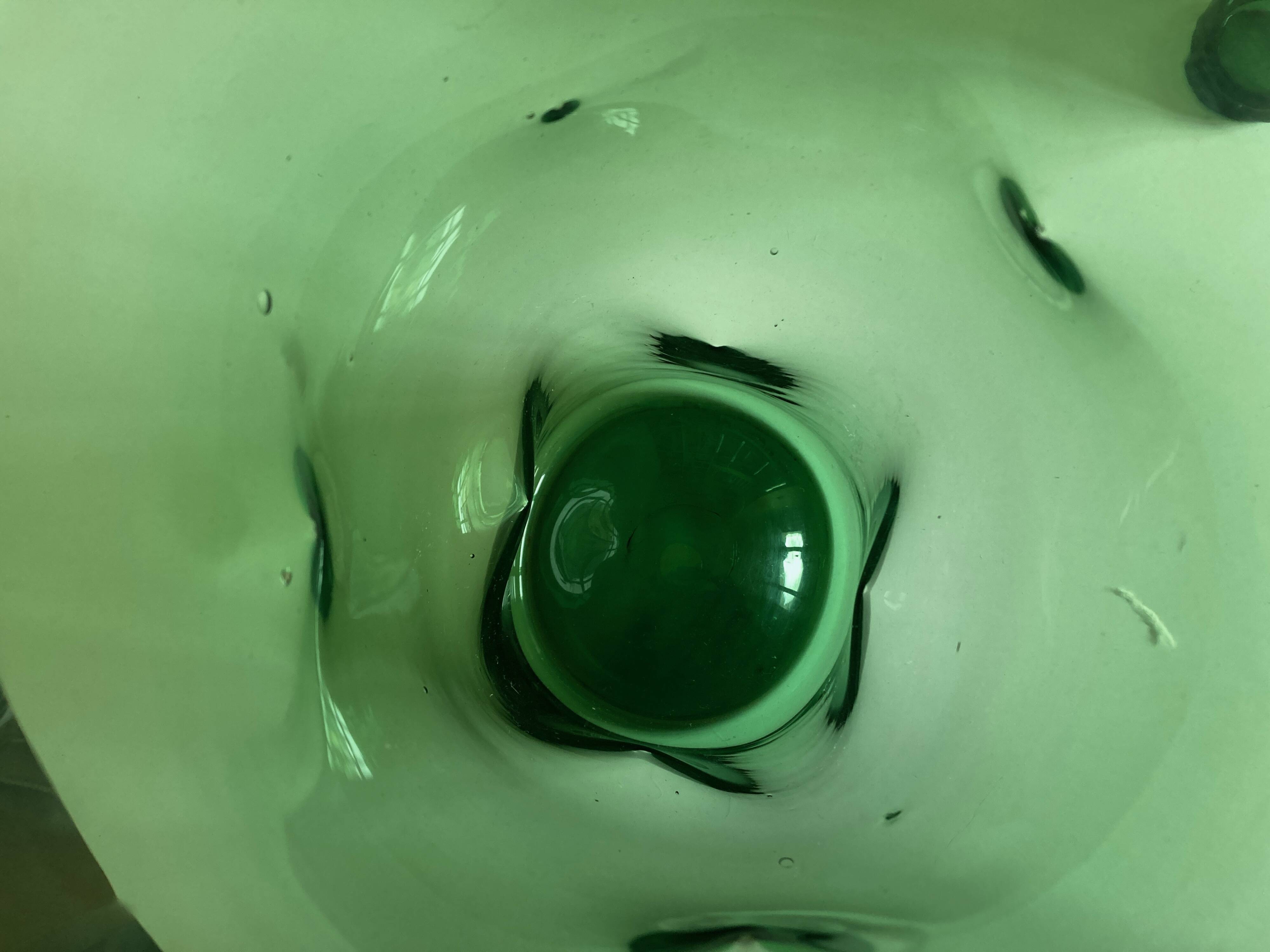 Vase XXXL pinched in blown Empoli glass Italian design 1960