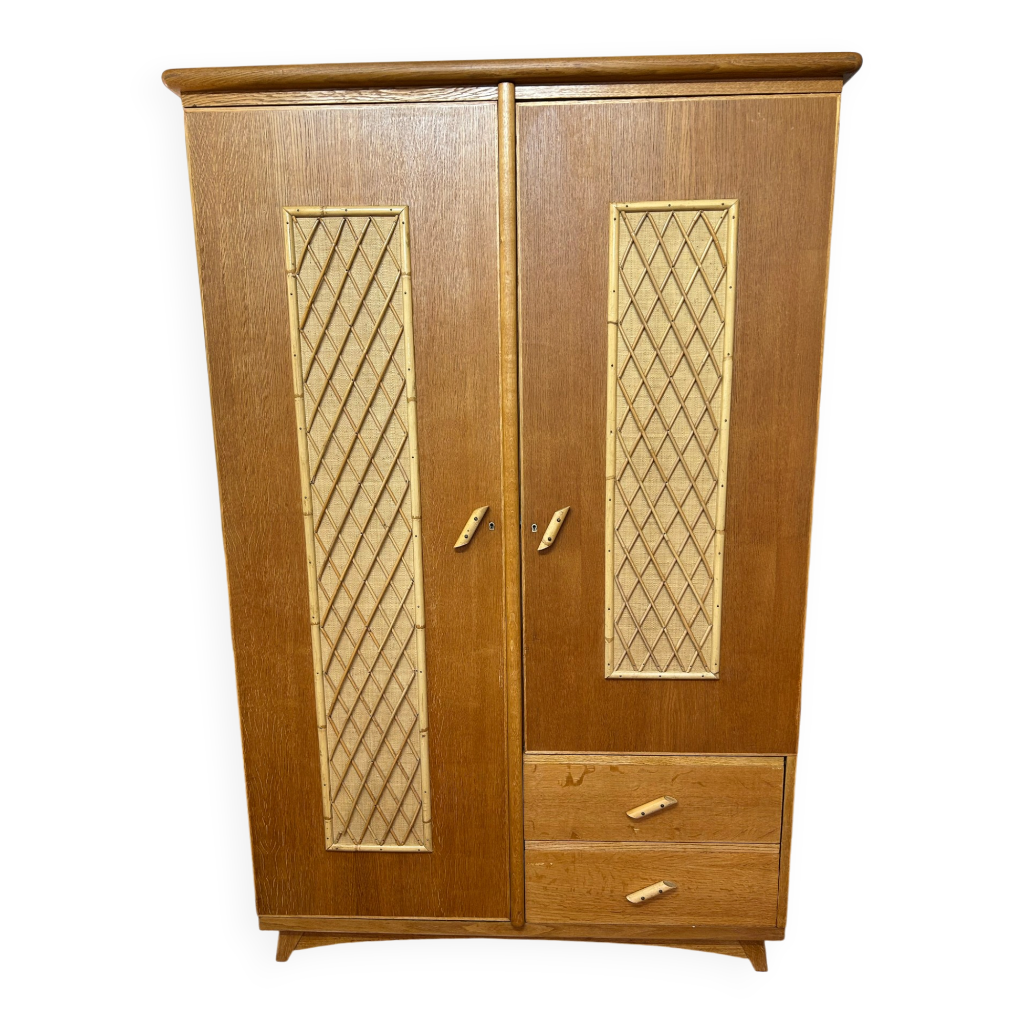 Armoire chêne clair rotin et raphia vintage 1950