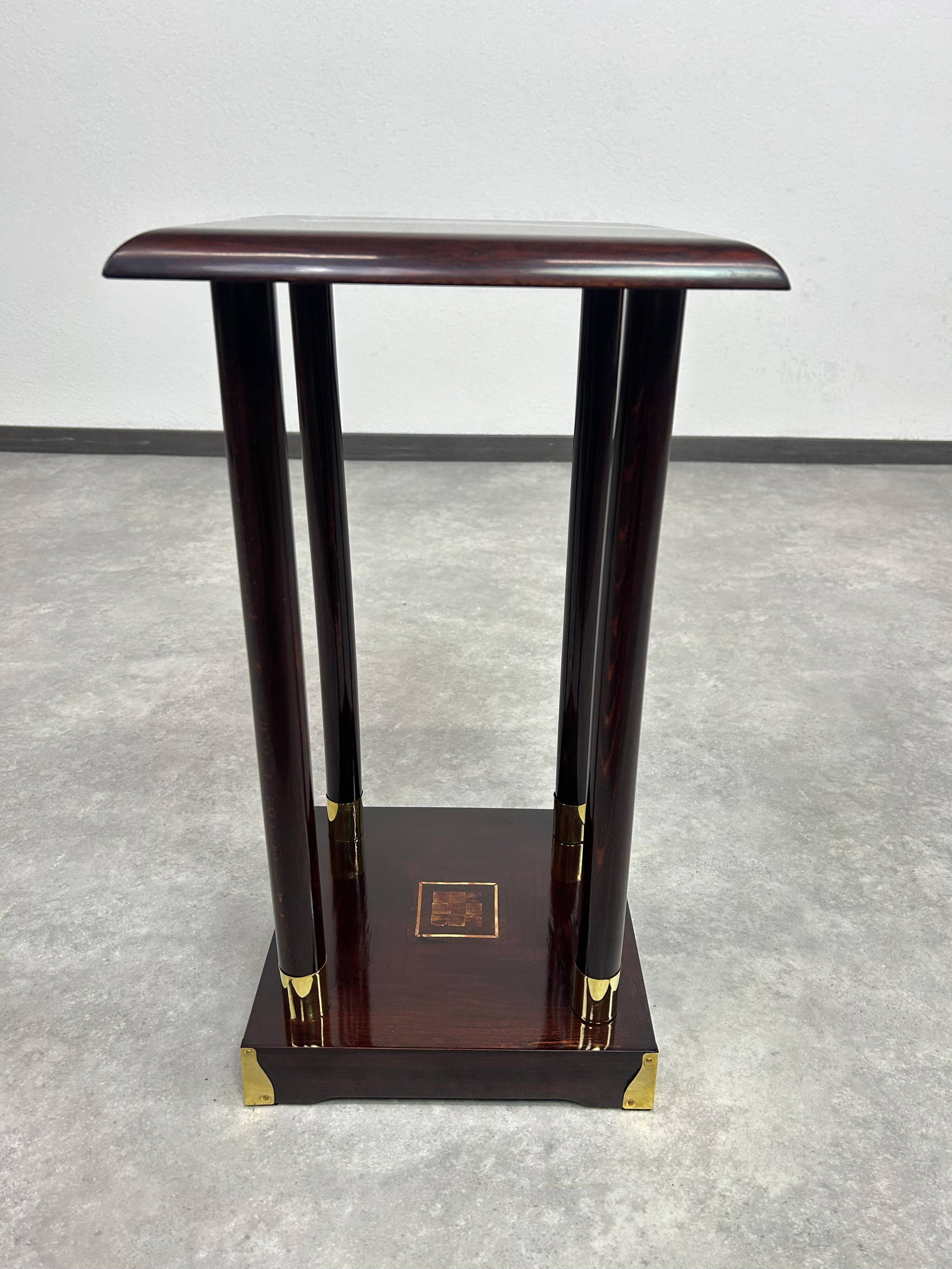 Secession pedestal in mahogany
