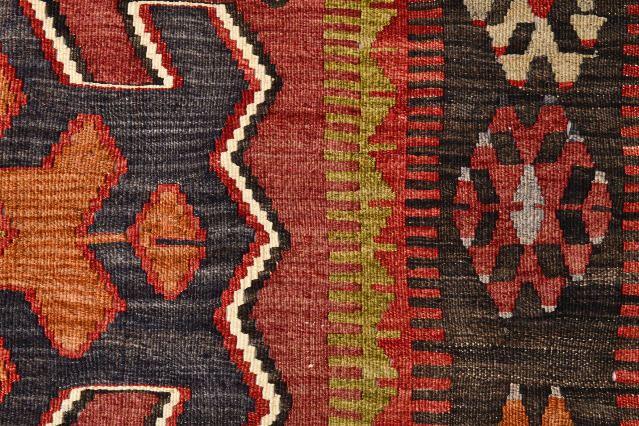 Antique kilim rug 195x133cm