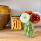 Old box kub broth