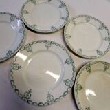 5 assiettes à dessert ancienne de chez Moulins des loups en bon état