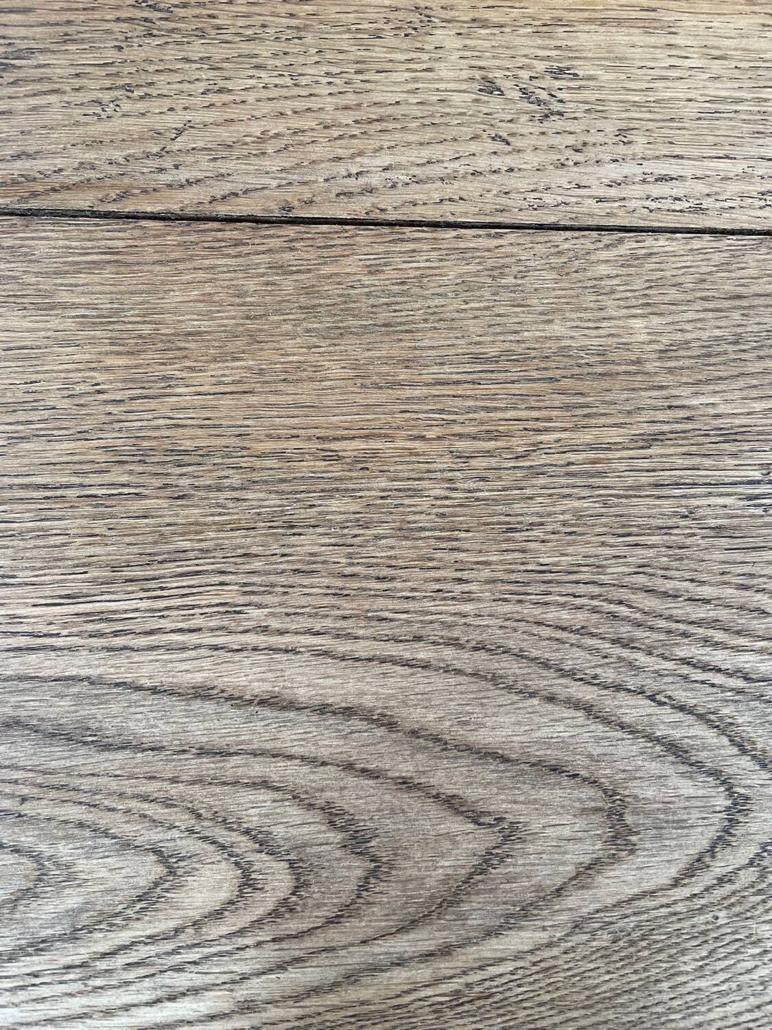 Commode en chêne blanchi avec 4 tiroirs
