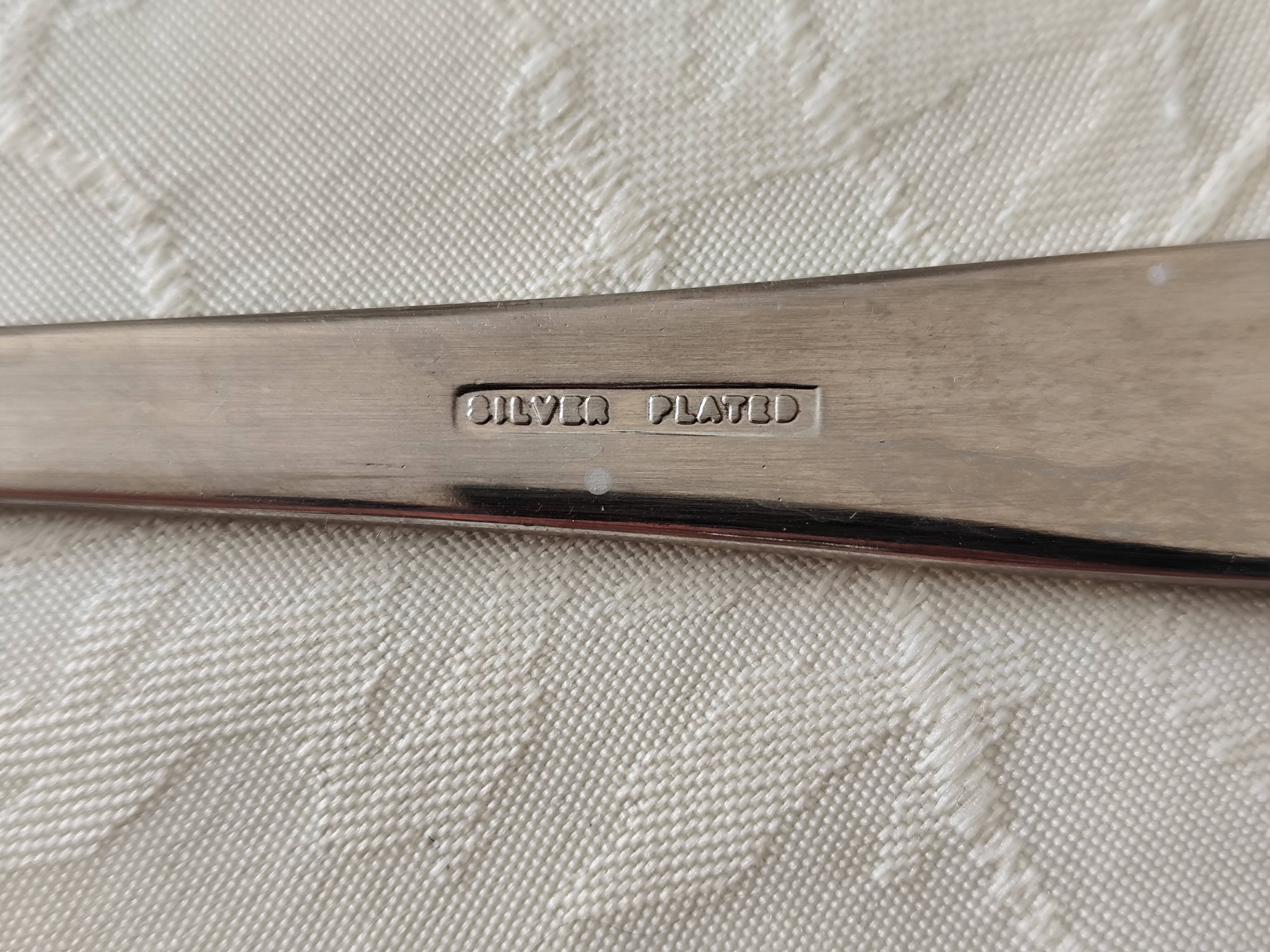 Vintage salad cutlery