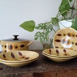 5 Gien soup plates