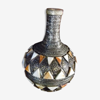 Bouteille en céramique tunisienne ancienne