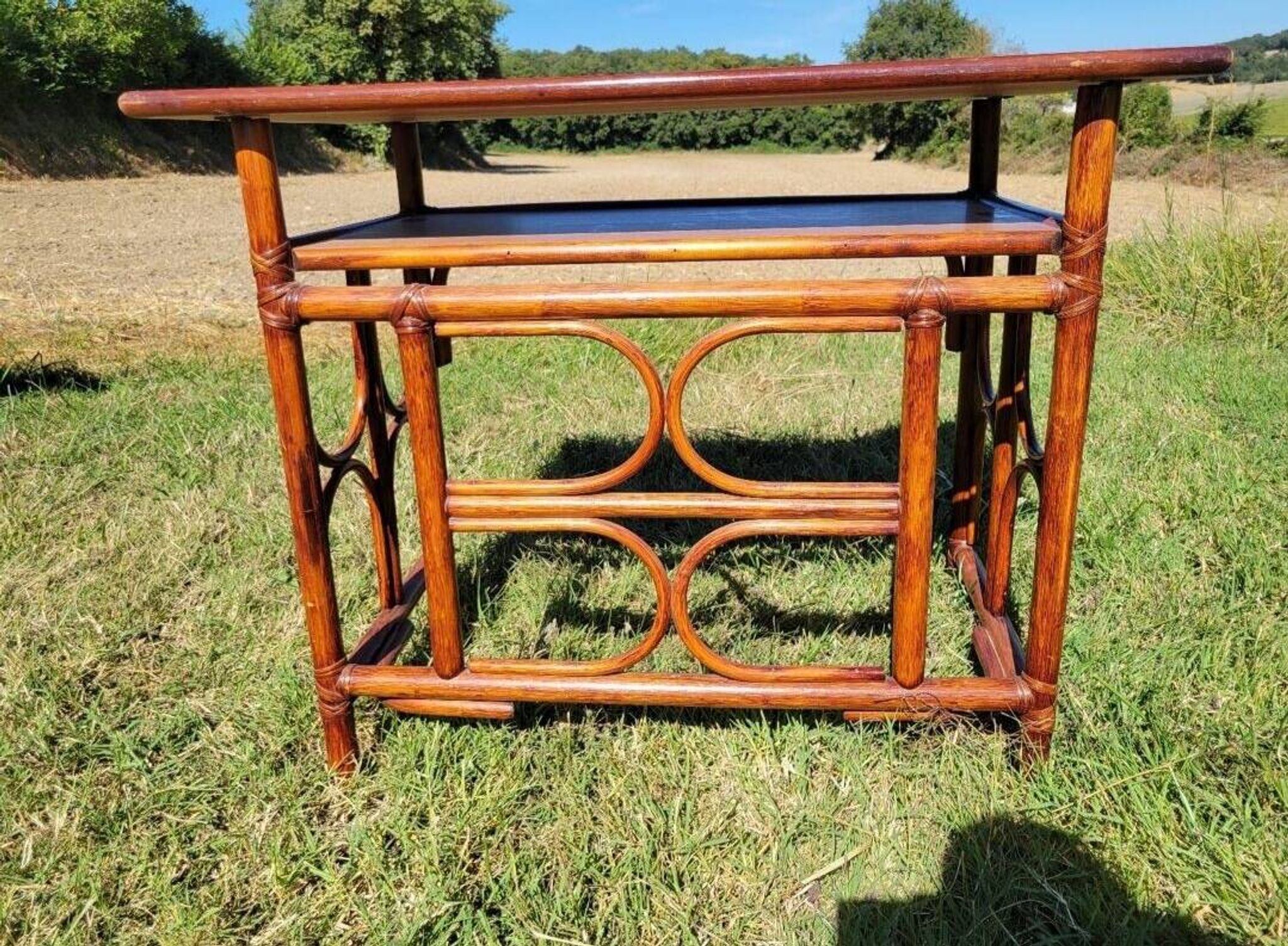 Bureau en bambou et rotin