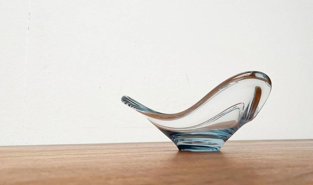 Danish glass bowl from the mid-century by Per Lütken for Holmegaard, 1960s.