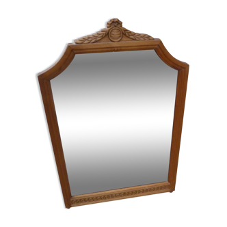 Mirror hand-carved wooden