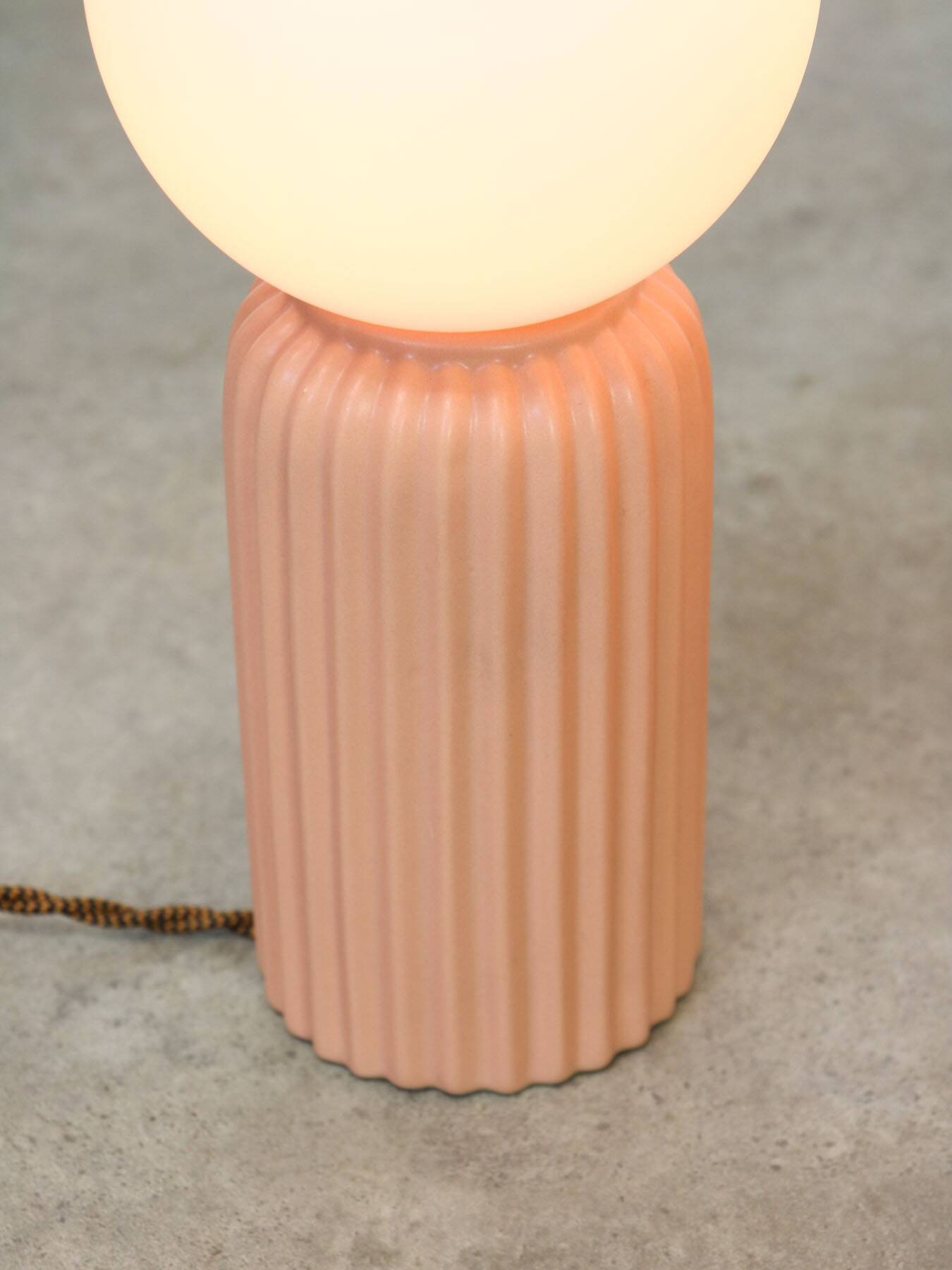 Vintage Italian Ceramic Table Lamps in Salmon Ceramic and Opaline, set of 2