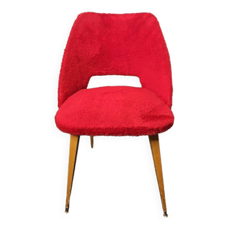 chaise moumoute vintage rouge