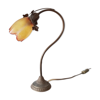 Lampe à poser laiton et fleur en verre