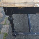 Black and wood table desk