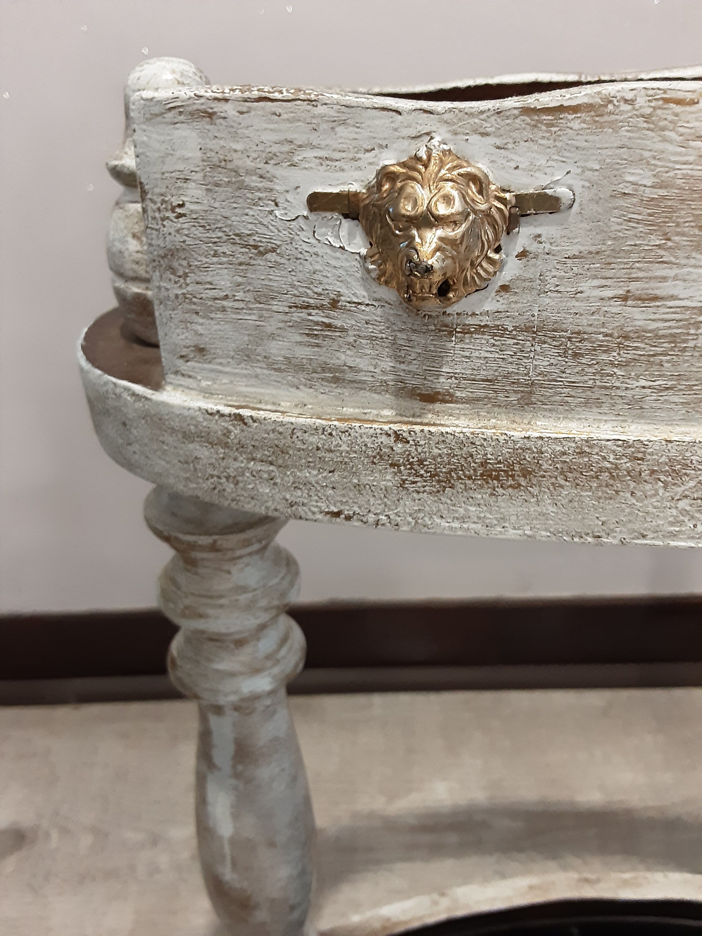 Old umbrella holder restyled chic