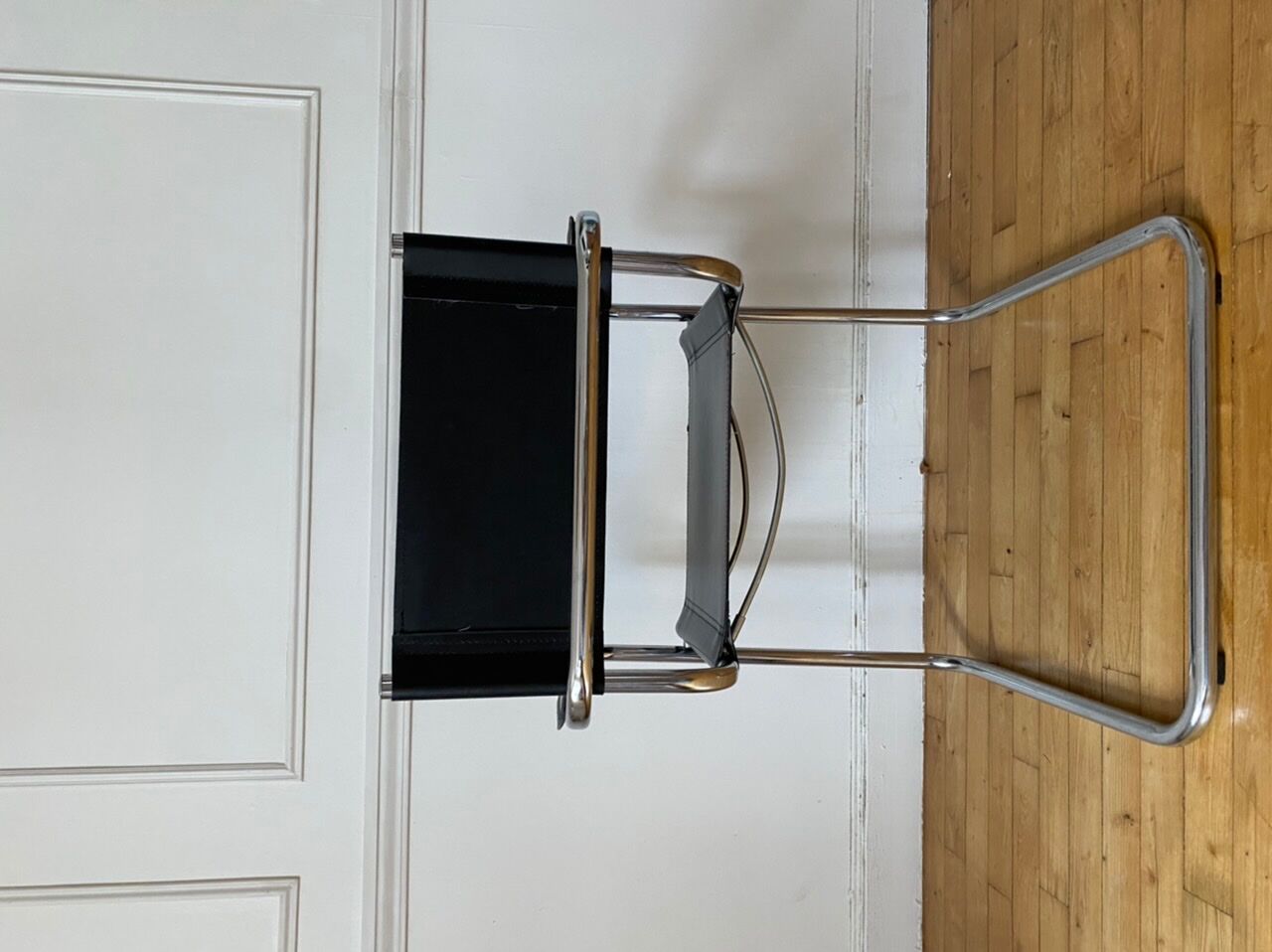 Cantilever bauhaus armchair