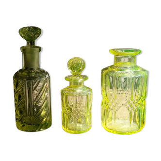 Three bottles of moulded crystal uraline yellow 19 / 20th century