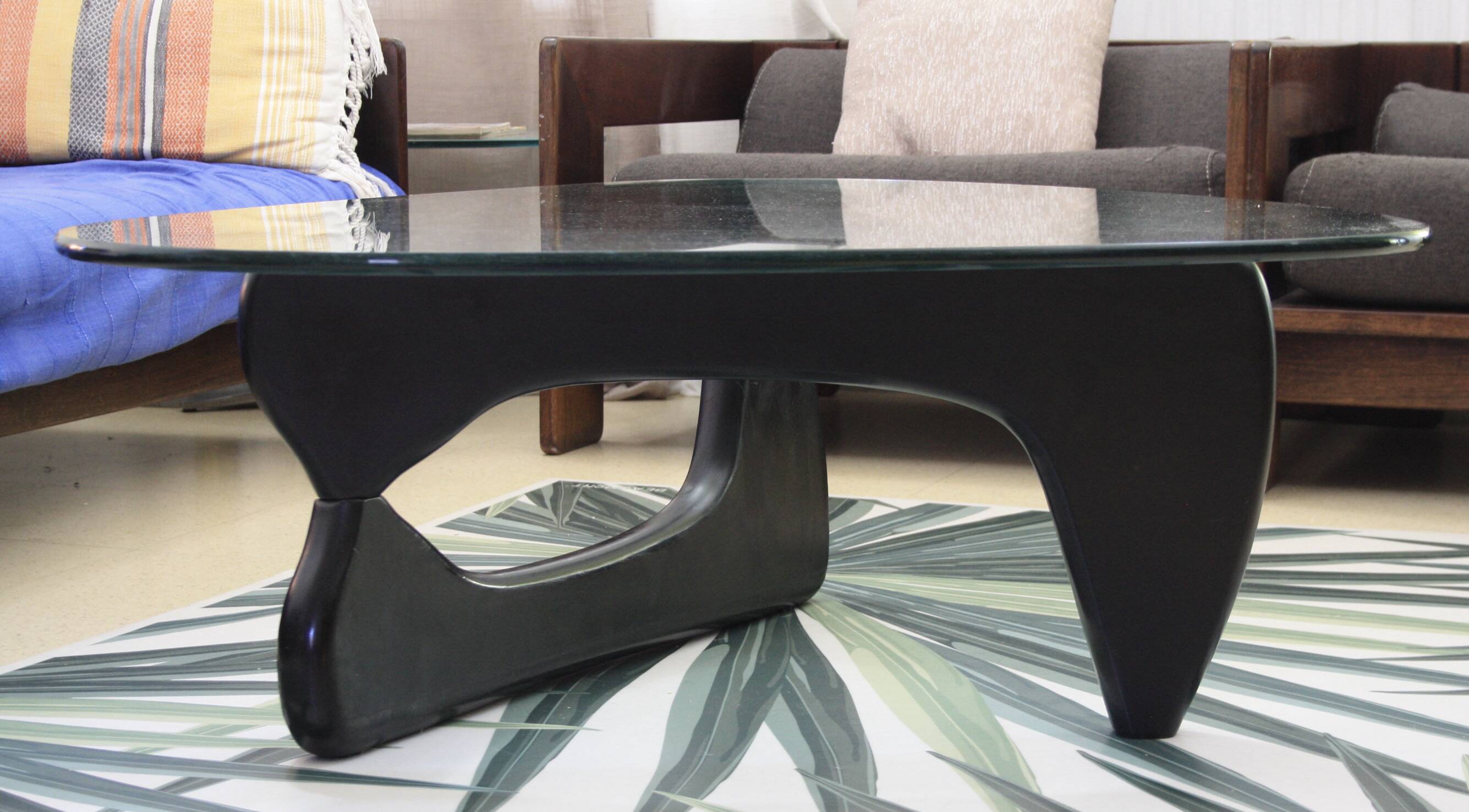 Table basse Isamu Noguchi  bois et verre