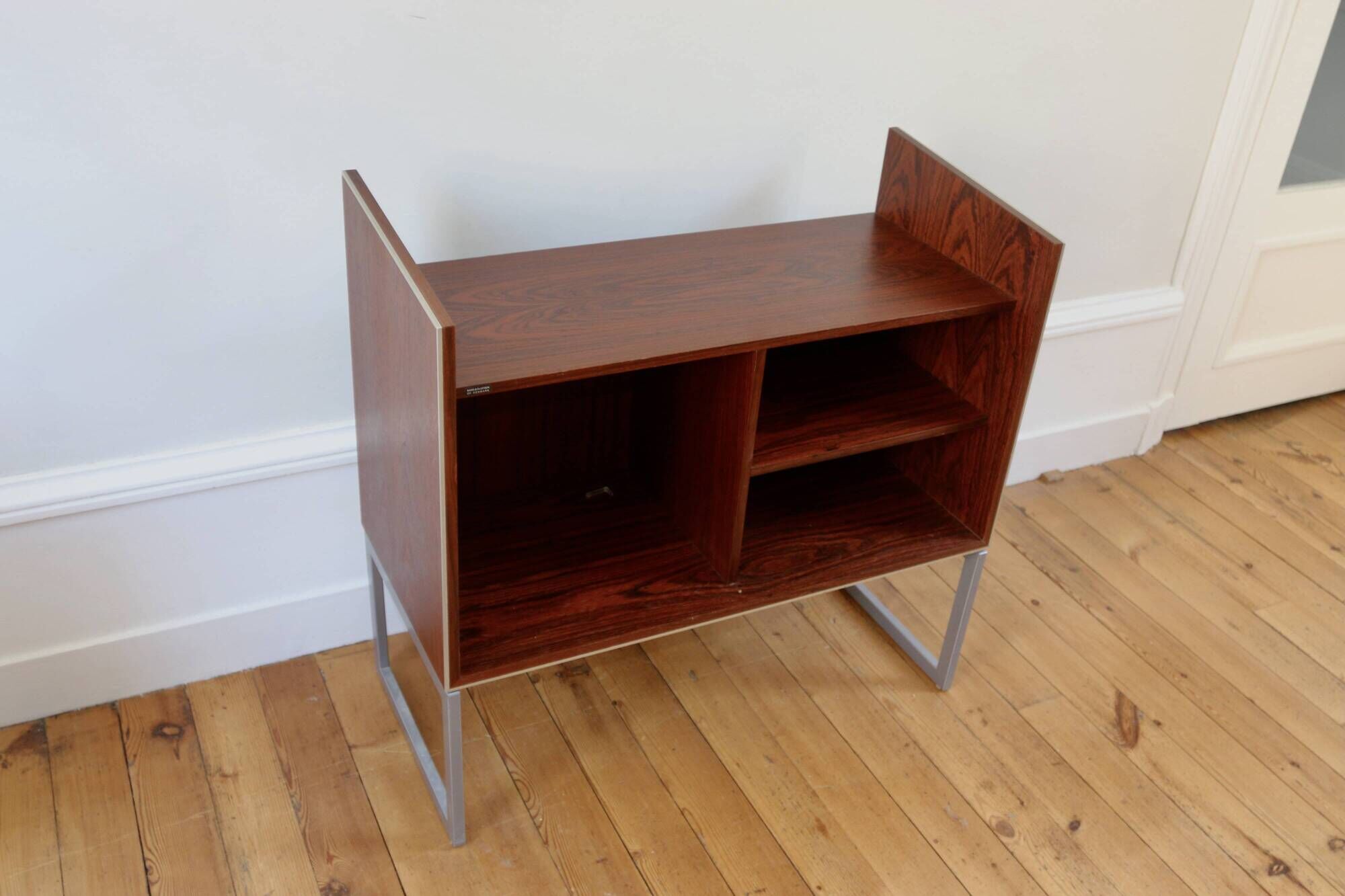 Vintage Scandinavian Bang & Olufsen rosewood hifi cabinet 1970