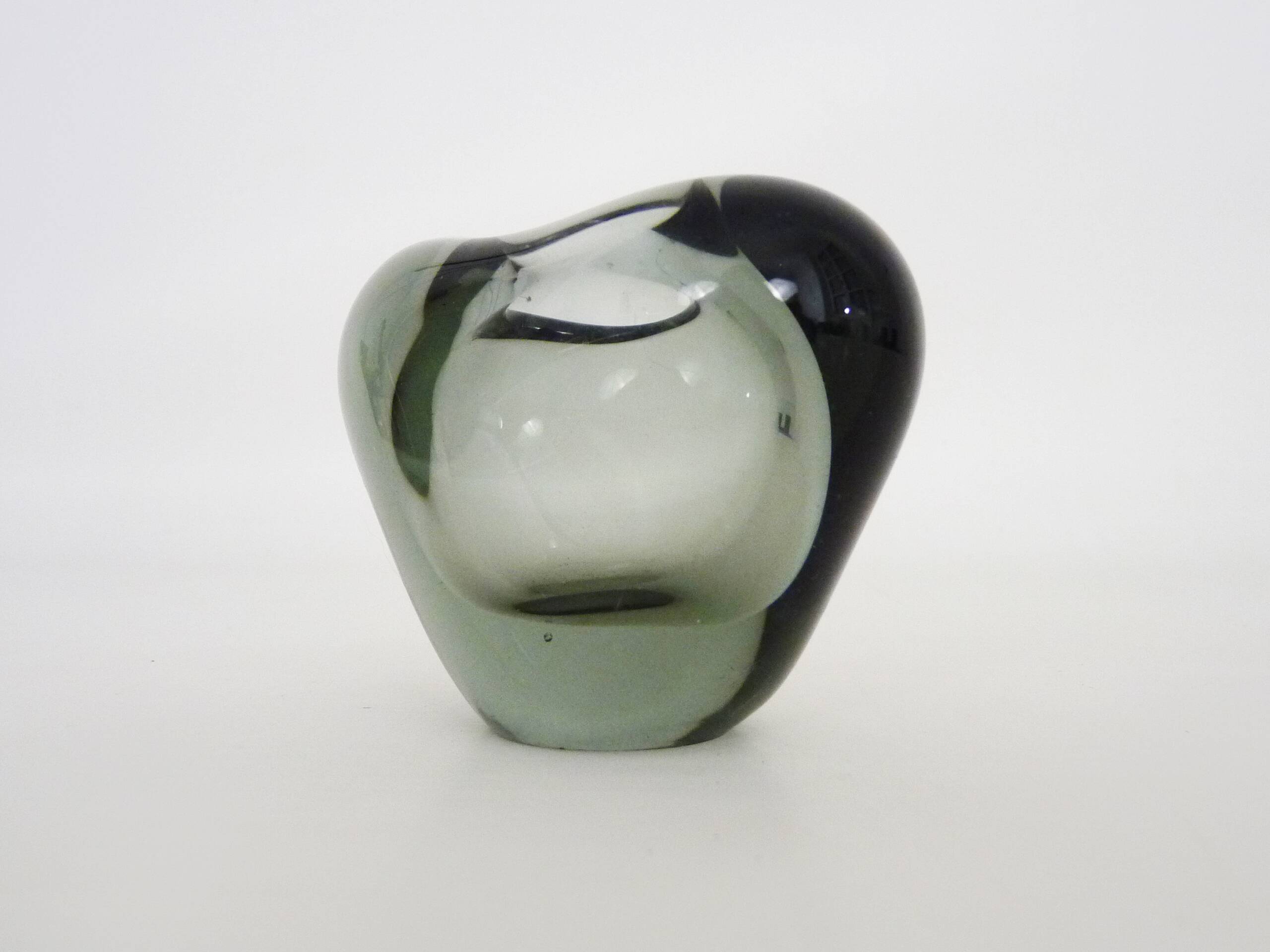 Heart-shaped vase Per Lütken for Holmegaard. Signed and dated 1902