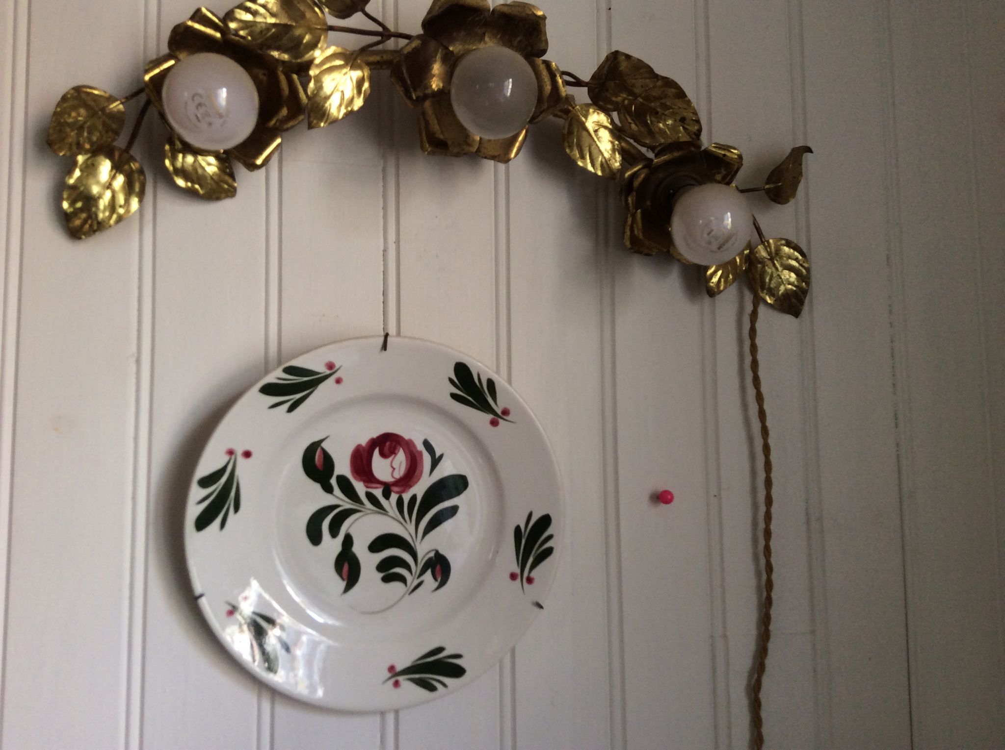 Wall plate